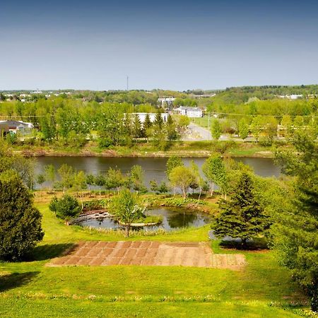 Hebergement "La Maison En Bois Rond" 생트-마리 외부 사진
